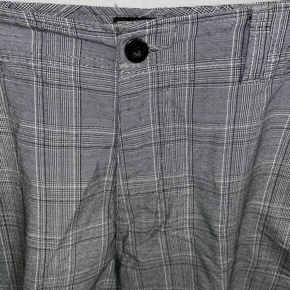 Champs Sports Golf Shorts Mens Size 38 Gray Striped Inseam 10 Rise 13 Zip Fly - Picture 3 of 12